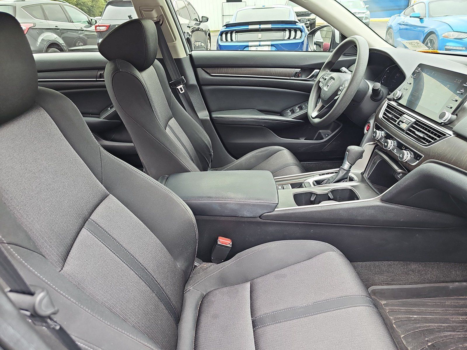 Used 2018 Honda Accord EX image 10