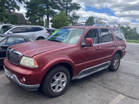 Used 2005 Lincoln Aviator AWD image 1