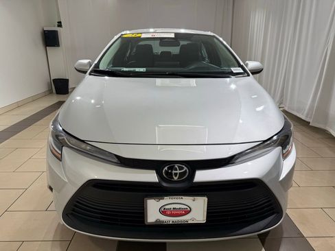 Certified 2023 Toyota Corolla LE image 8