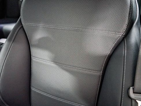 Used 2025 Mercedes-Benz C 300 4MATIC Sedan image 26