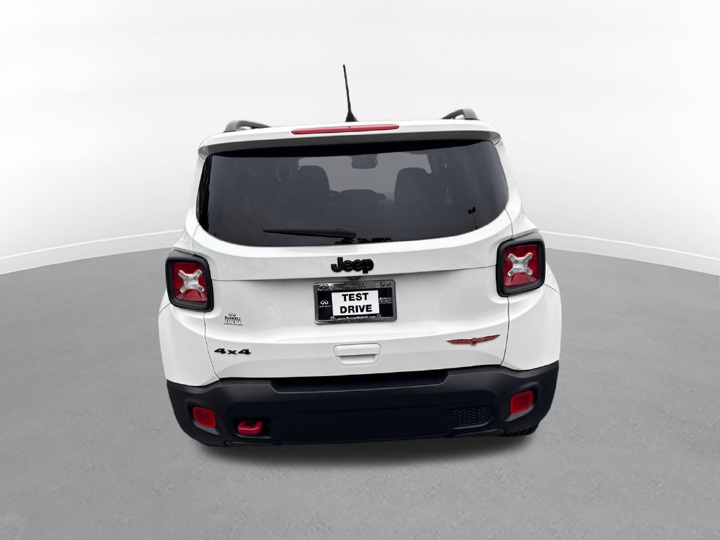 Used 2023 Jeep Renegade Trailhawk AWD/4WD image 7
