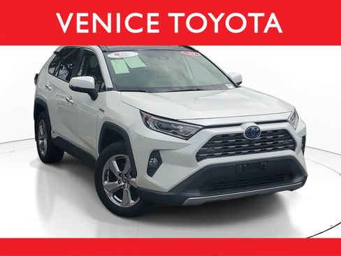 Certified 2020 Toyota RAV4 Limited AWD/4WD image 1