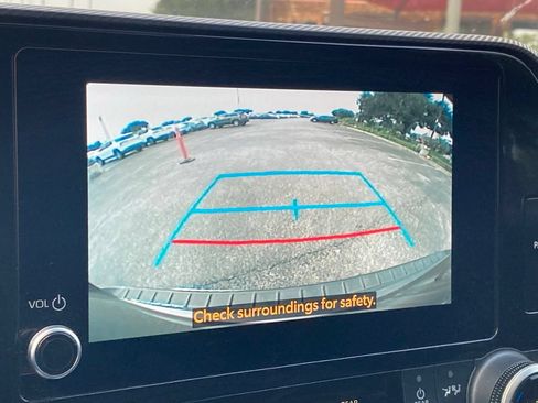 Used 2024 Toyota Highlander XSE FWD image 23