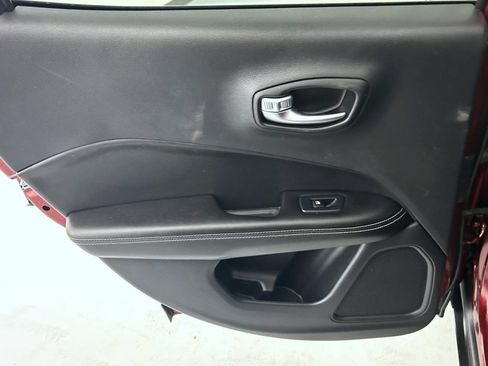Used 2021 Jeep Compass Latitude AWD/4WD image 20