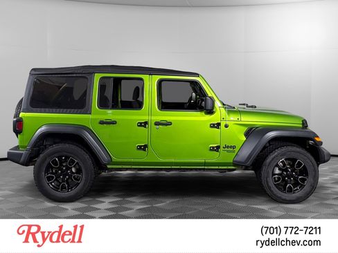 Used 2018 Jeep Wrangler Unlimited Sport image 6