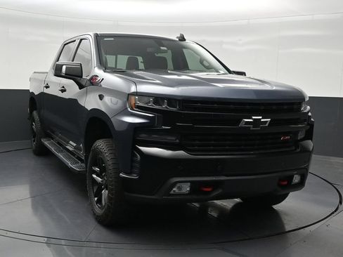 Used 2019 Chevrolet Silverado 1500 LT Trail Boss AWD/4WD image 8