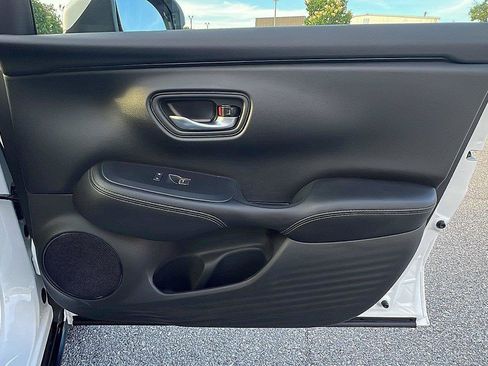 New 2027 Honda HR-V EX-L image 12