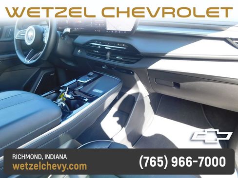 Used 2026 Buick Enclave Preferred FWD image 19