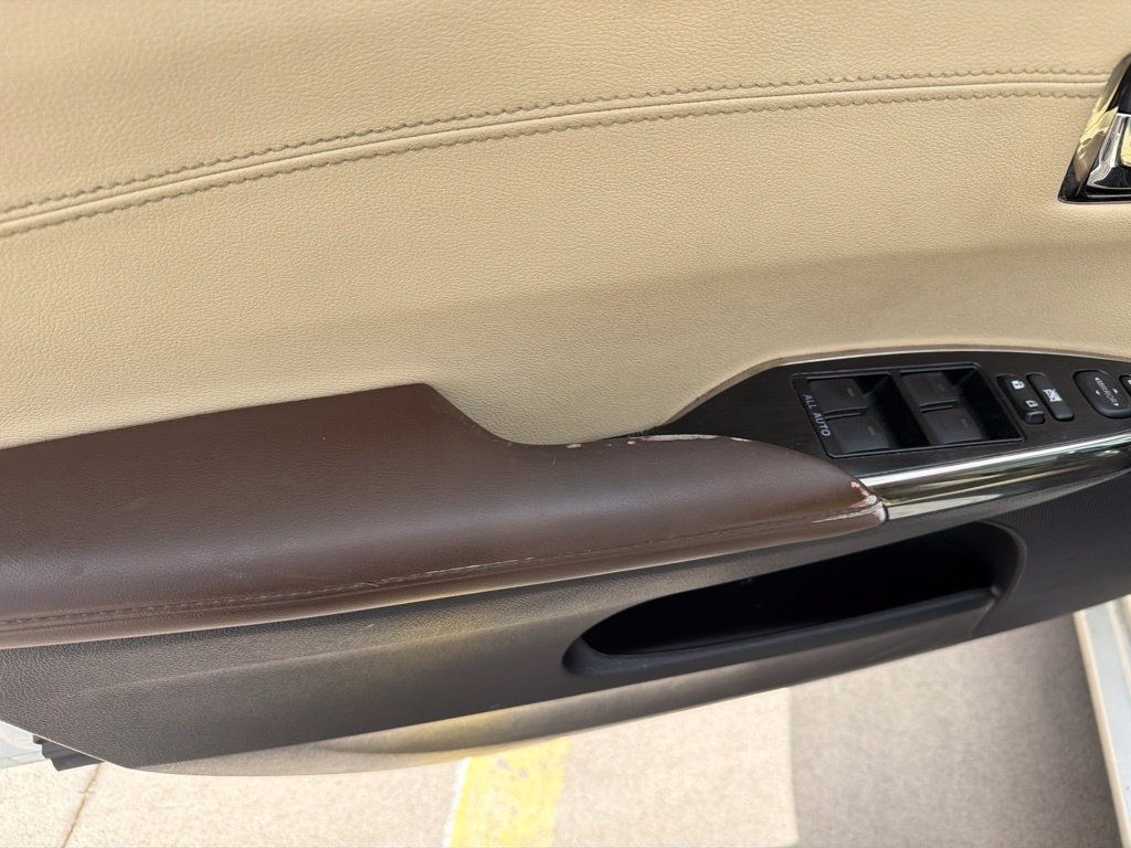 Used 2016 Toyota Avalon Limited FWD image 28