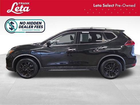 Used 2020 Nissan Rogue S w/ Special Edition Package FWD image 3