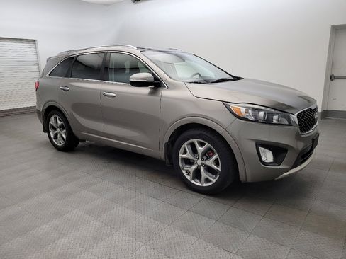 Used 2016 Kia Sorento SX FWD image 11