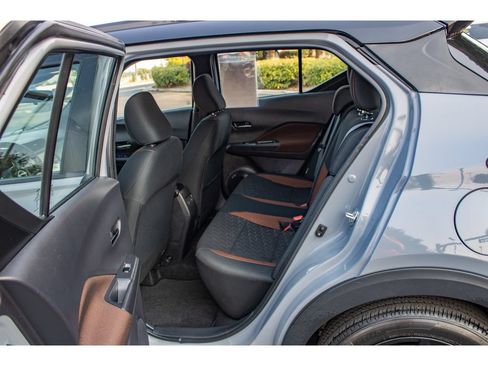 Used 2024 Nissan Kicks SR FWD image 16