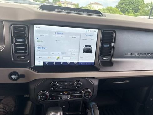 Used 2023 Ford Bronco Wildtrak AWD/4WD image 21