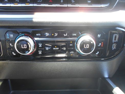 Used 2022 GMC Sierra 1500 SLT w/ SLT Premium Plus Package image 10