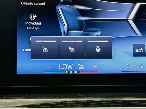 New 2027 BMW X7 xDrive40i w/ M Sport Package AWD/4WD image 21