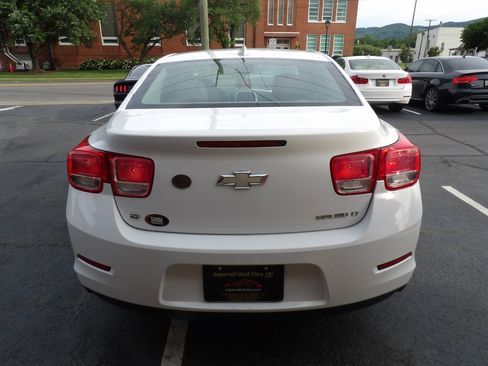 Used 2015 Chevrolet Malibu LT w/ Power Convenience Package image 4