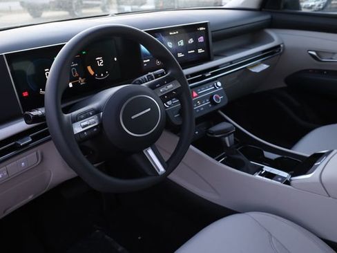 New 2026 Hyundai Tucson SE image 10