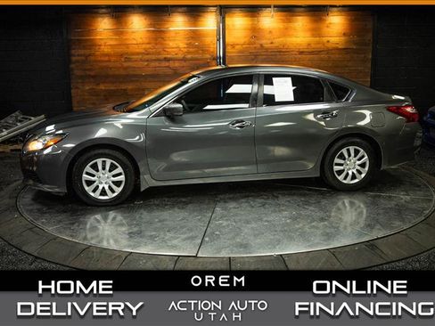 Used 2017 Nissan Altima 2.5 S w/ Power Driver Seat Package FWD image 1
