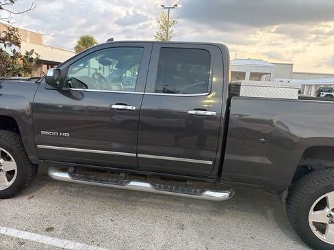 Used 2015 Chevrolet Silverado 2500 LTZ w/ LTZ Plus Package image 5