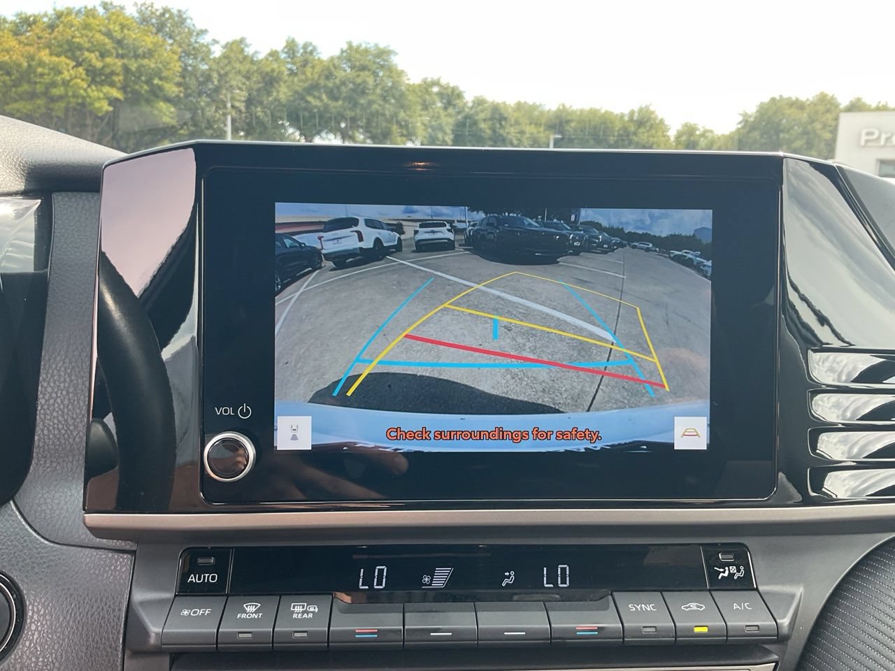 Used 2025 Toyota Camry SE FWD image 31