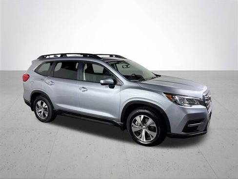 Used 2019 Subaru Ascent Premium w/ Popular Package #2A image 4