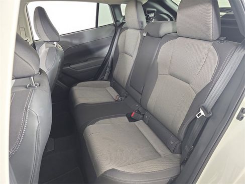 Used 2024 Subaru Crosstrek 2.0i Premium image 16