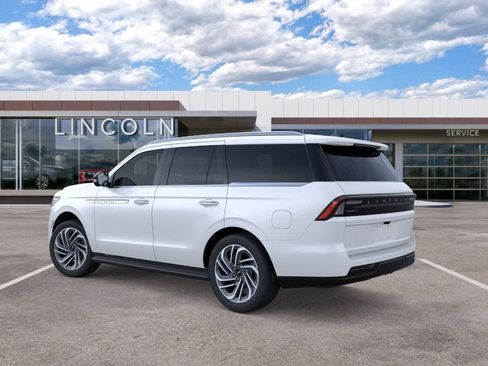 New 2026 Lincoln Navigator Premiere AWD/4WD image 5