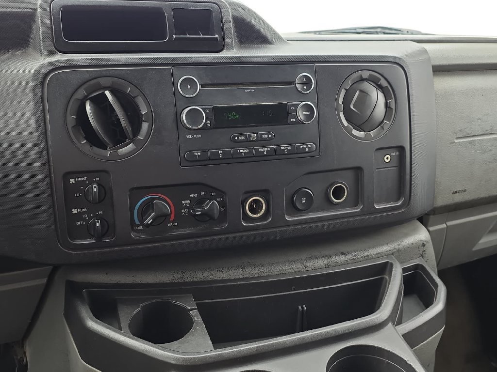 Used 2012 Ford E-350 and Econoline 350 XLT RWD image 19