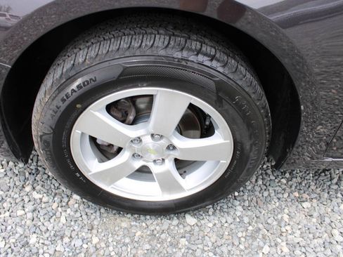 Used 2014 Chevrolet Cruze LT FWD image 24