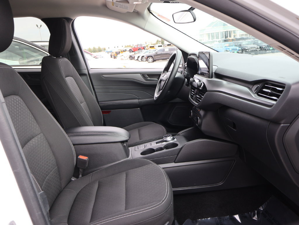 Used 2025 Ford Escape Active AWD/4WD image 8