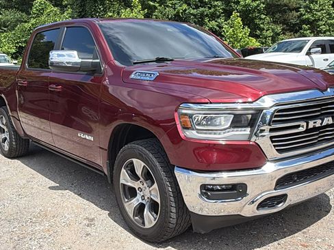 Used 2023 RAM 1500 Laramie AWD/4WD image 5