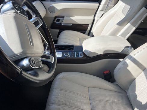 Used 2017 Land Rover Range Rover HSE AWD/4WD image 12