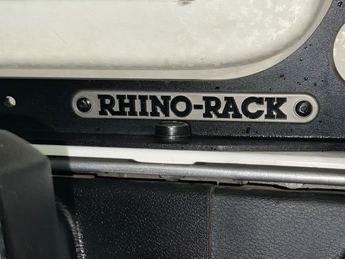 Used 2018 Jeep Wrangler Unlimited Rubicon image 22