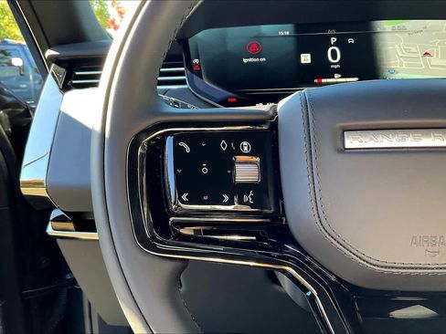 New 2025 Land Rover Range Rover Sport Dynamic SE image 17