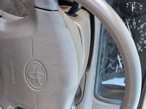 Used 2000 Toyota Camry LE image 24