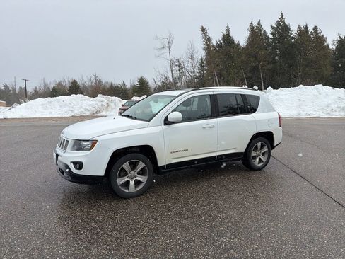 Used 2016 Jeep Compass High Altitude image 4