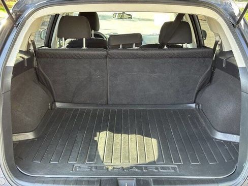 Used 2011 Subaru Outback 2.5i Premium image 15