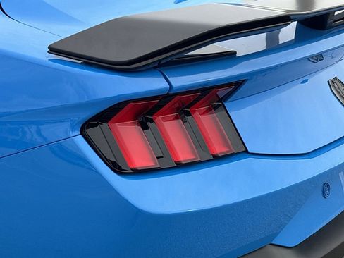 Used 2024 Ford Mustang Dark Horse image 7