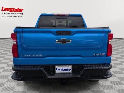 Used 2025 Chevrolet Silverado 1500 ZR2 w/ Technology Package AWD/4WD image 4