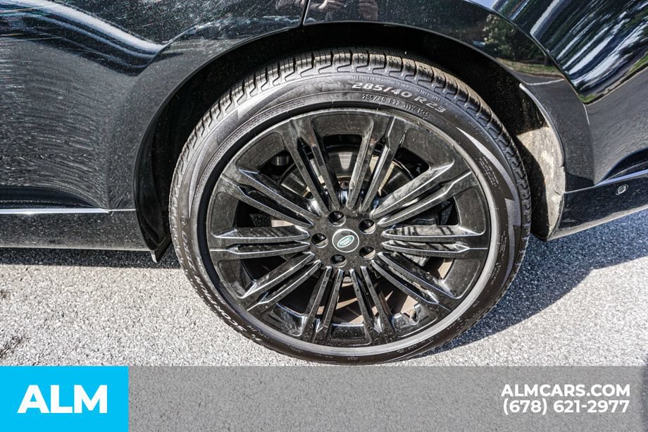 Used 2023 Land Rover Range Rover SE AWD/4WD image 16