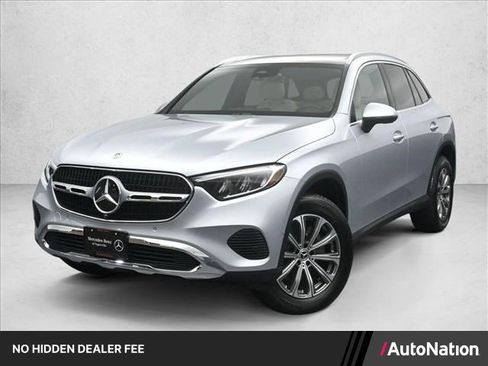 Certified 2025 Mercedes-Benz GLC 300 4MATIC image 1