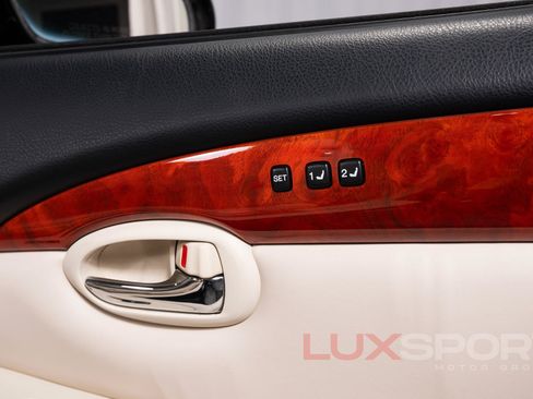 Used 2007 Lexus SC 430 Convertible RWD image 59