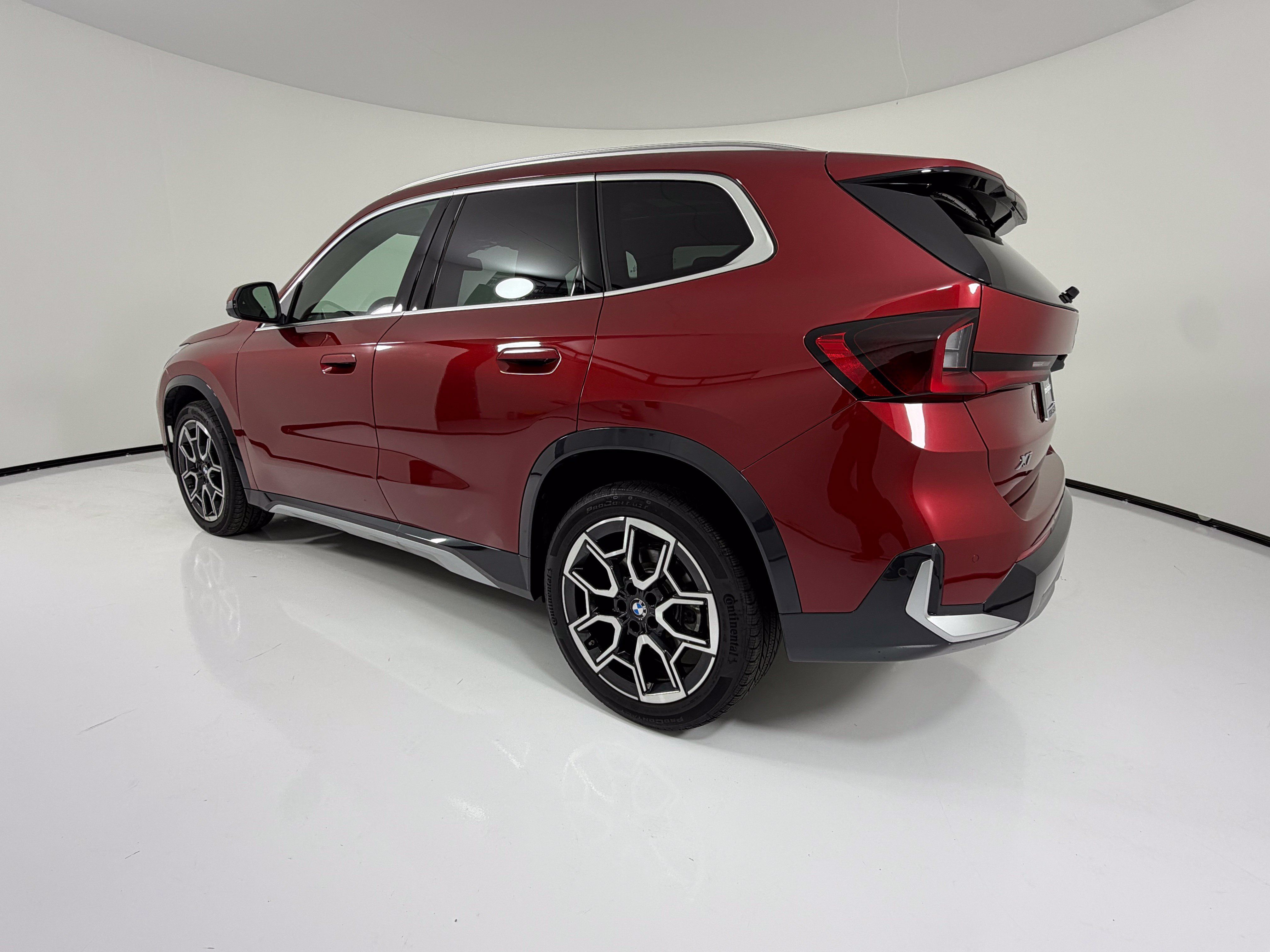 Used 2026 BMW X1 xDrive28i AWD/4WD image 7