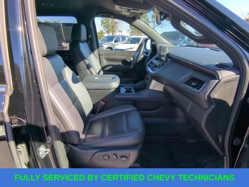 Used 2024 Chevrolet Suburban LT image 43