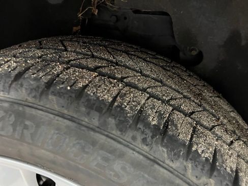 Used 2020 Land Rover Discovery Sport SE image 42