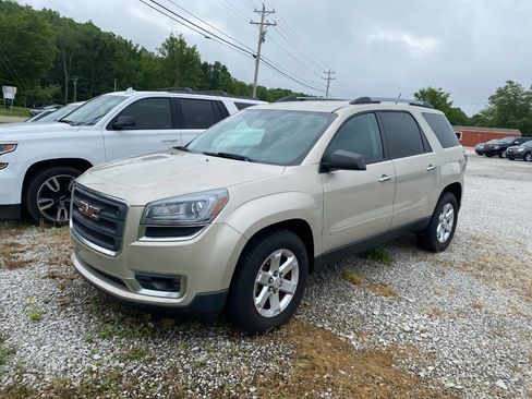 Used 2013 GMC Acadia SLE image 2