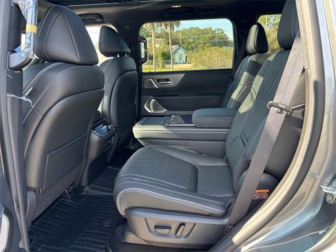 New 2026 INFINITI QX80 Autograph w/ Premium Cargo Package image 13