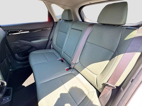 Certified 2024 Kia Seltos SX w/ SX Sunroof Package AWD/4WD image 25