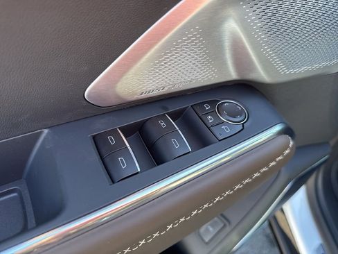 New 2026 GMC Acadia Denali Ultimate w/ LPO, Floor Liner Package image 23