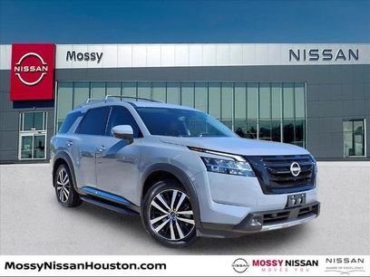 Certified 2023 Nissan Pathfinder Platinum w/ Lighting Package (N93)